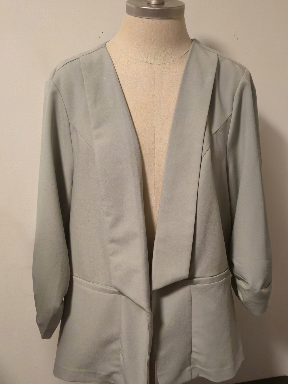 Torrid Light Sage Open-Front Women's Blazer Jacket Size  2 EUC